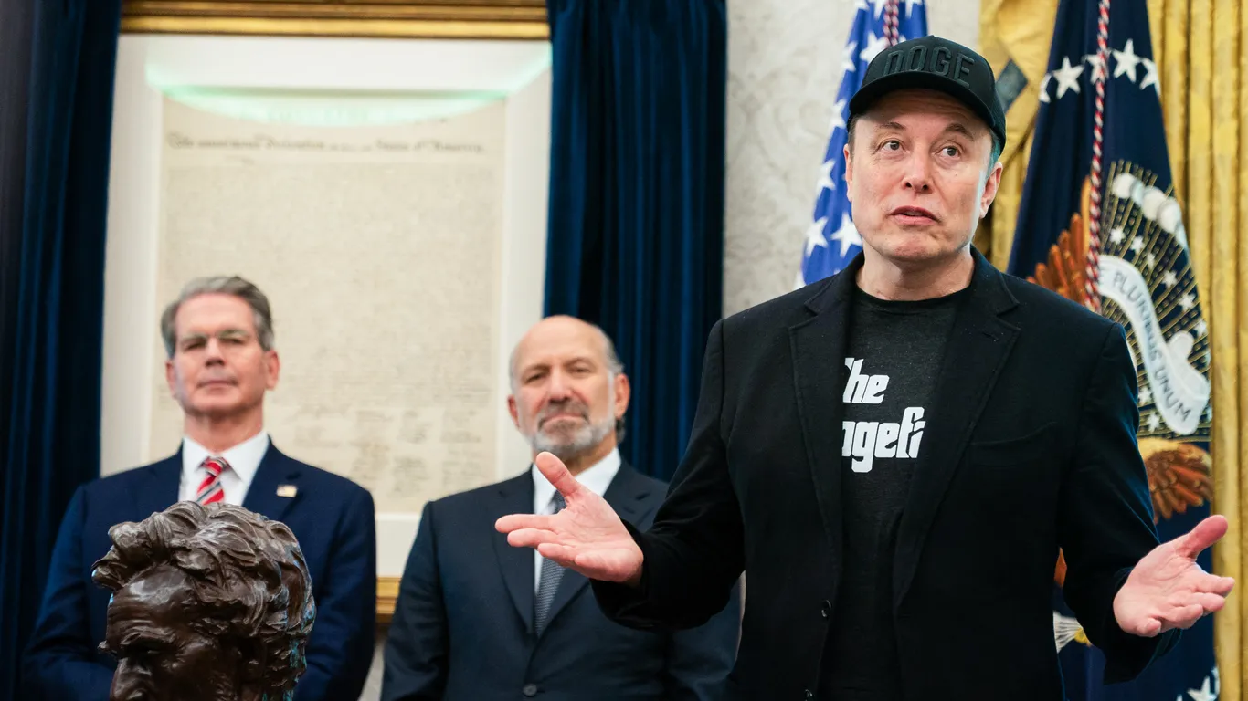 Bessent casts some shade over Musk's new political party