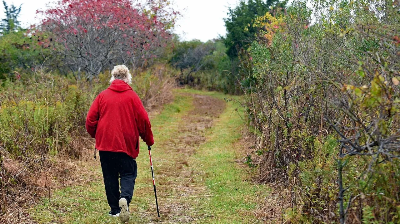Benefits of 7,000 steps over 10,000 for better health