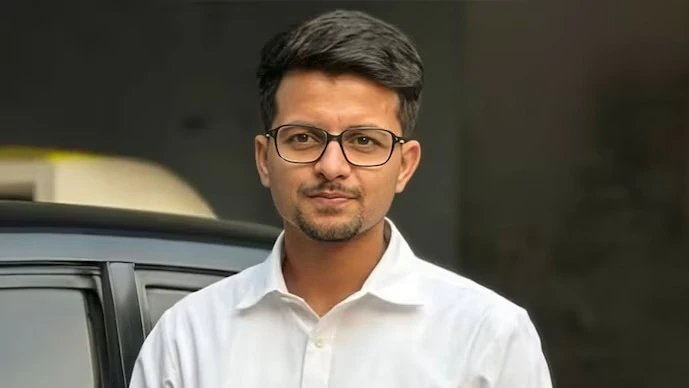 Kolkata college had flagged Manojit Mishra's misconduct, sought police help
