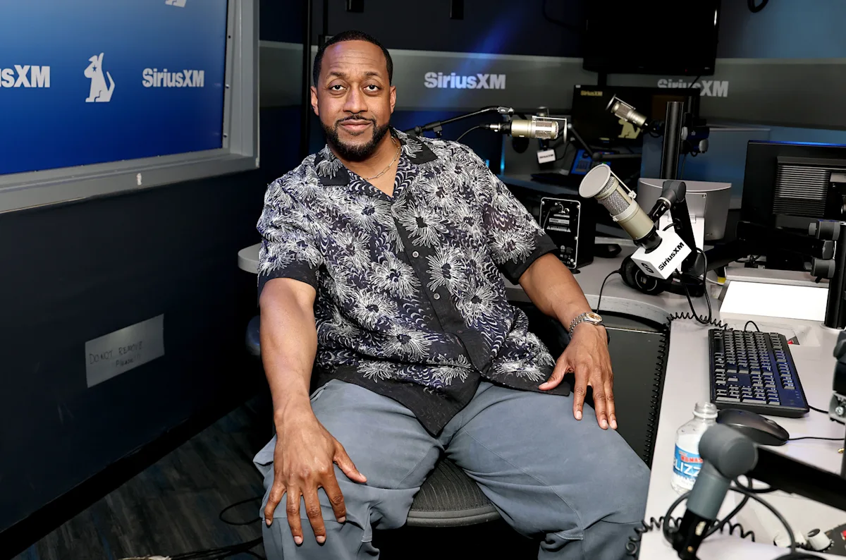 Jaleel White Breaks Down LeBron James’ Falling Out With Drake: ‘Some Celebrities … Are Drawn to What