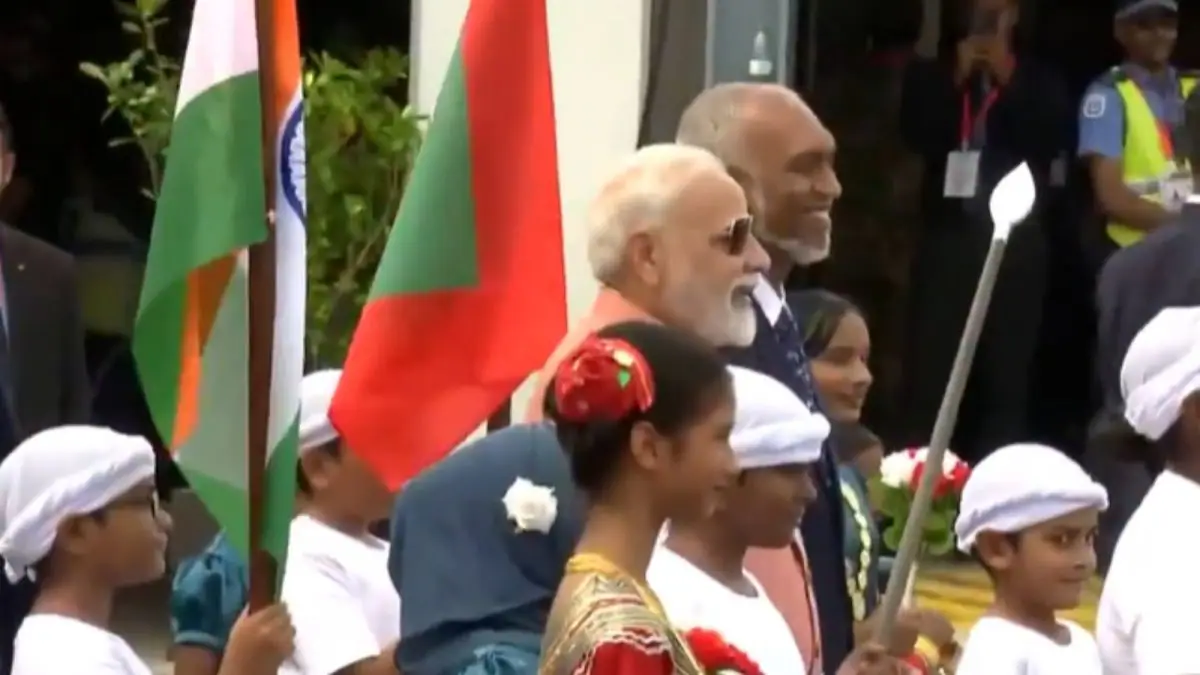 Muizzu Welcomes PM Modi As 'Vande Mataram', 'Bharat Mata Ki Jai' Chants Echo In Maldives