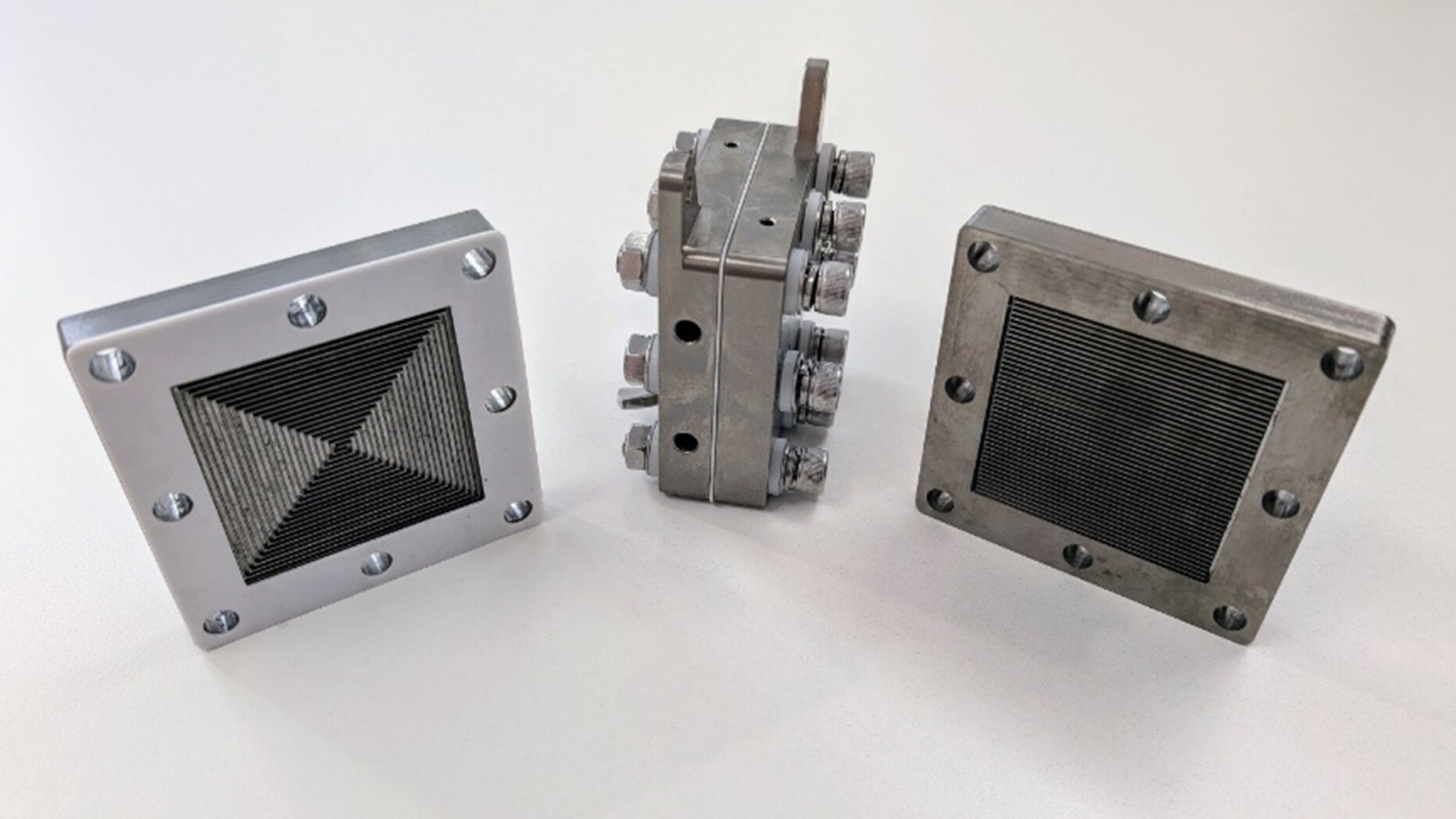 Scientists use lightning to make ammonia out of thin air