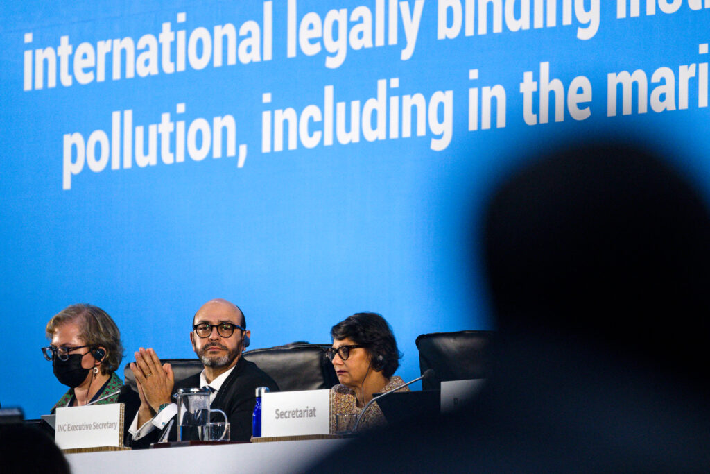 Global Plastics Talks Set to Resume Next Month Must Prioritize Environment and Health, Experts Say