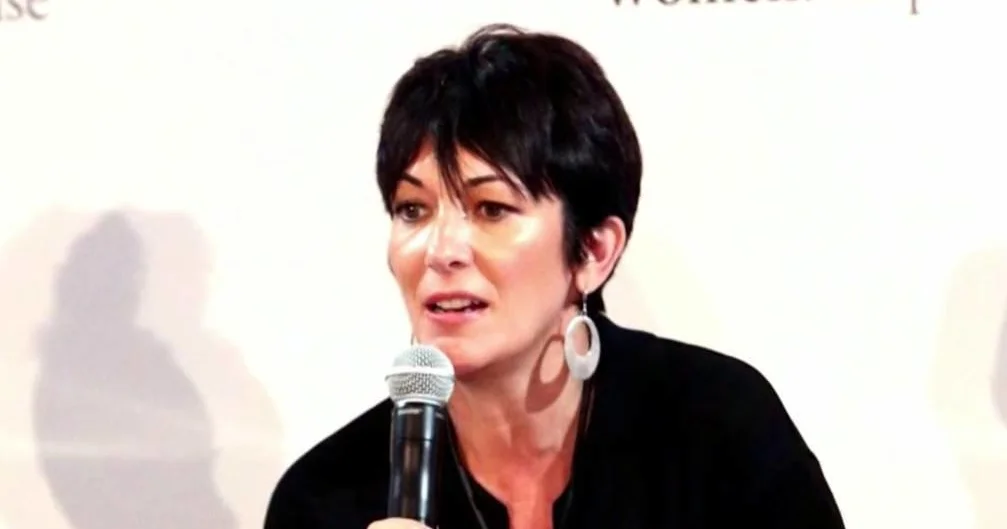 Ghislaine Maxwell's lawyer says DOJ asked her about roughly "100 different people" on 2nd day of int