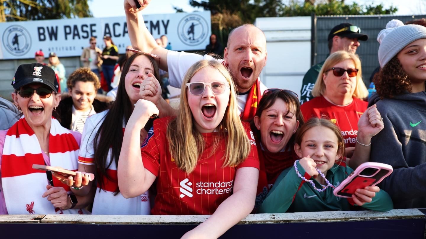 Another season of free fan travel to LFC's WSL fixtures thanks to Expedia