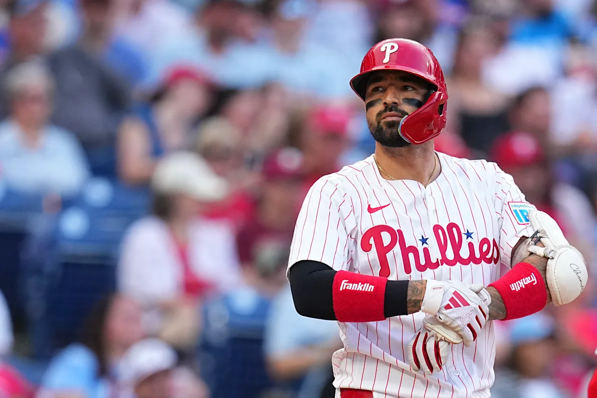 Phillies' Nick Castellanos out of Saturday's lineup vs. Yankees with left knee injury