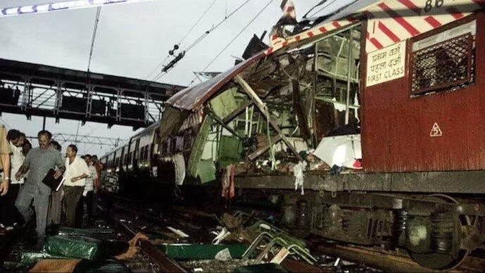 Mumbai blasts: Top court halts acquittal order, but accused won't be re-arrested