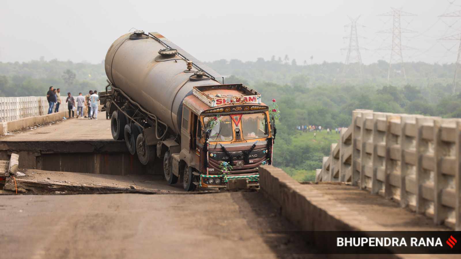 Bodies under concrete slab, truck hanging precariously above: What rescue personnel at Vadodara bridge collapse site are up against