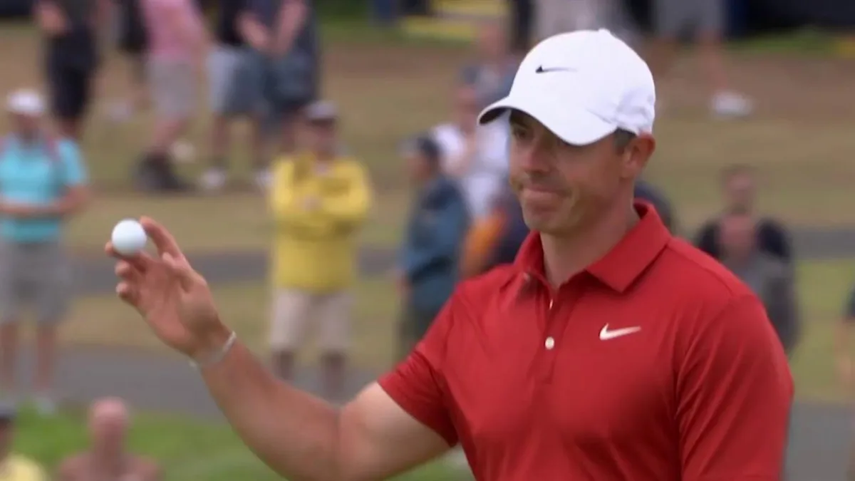 Rory FIRES crowd up with LONG opening birdie