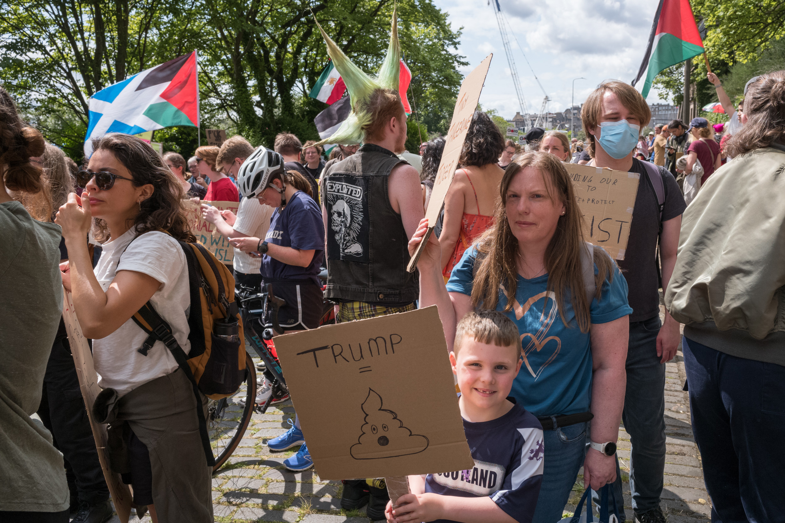 Anti-Trump protests hit Scotland amid military lockdown