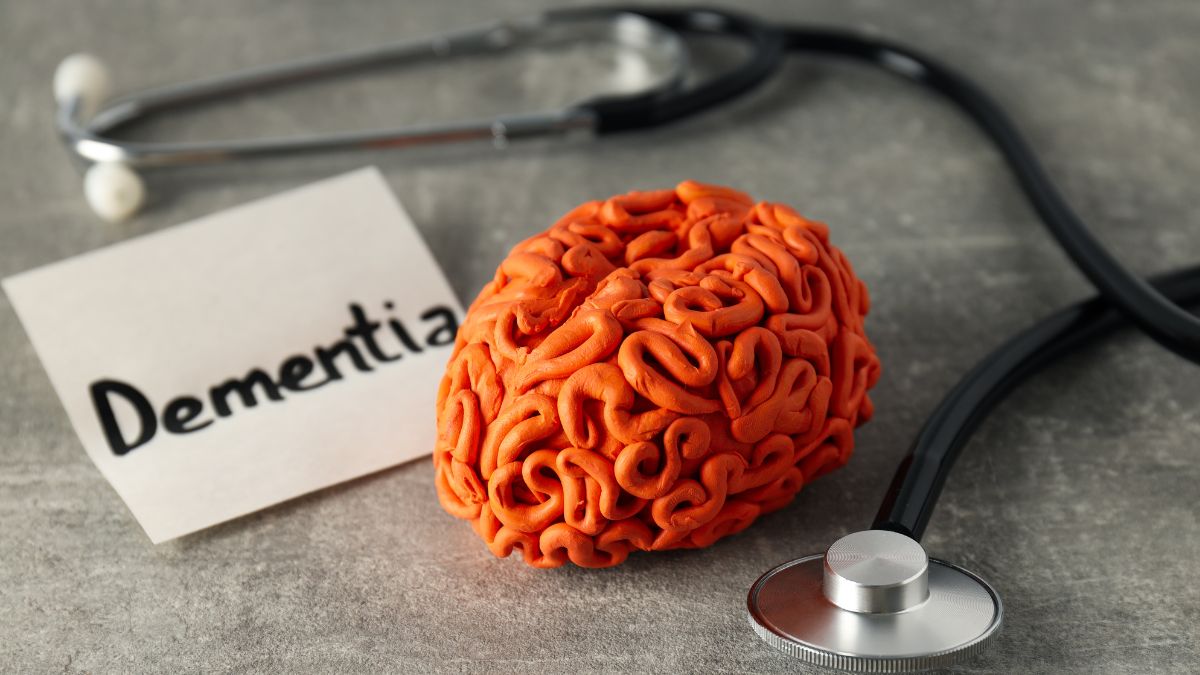 Scientists reveal how simple lifestyle changes can delay Alzheimer’s symptoms
