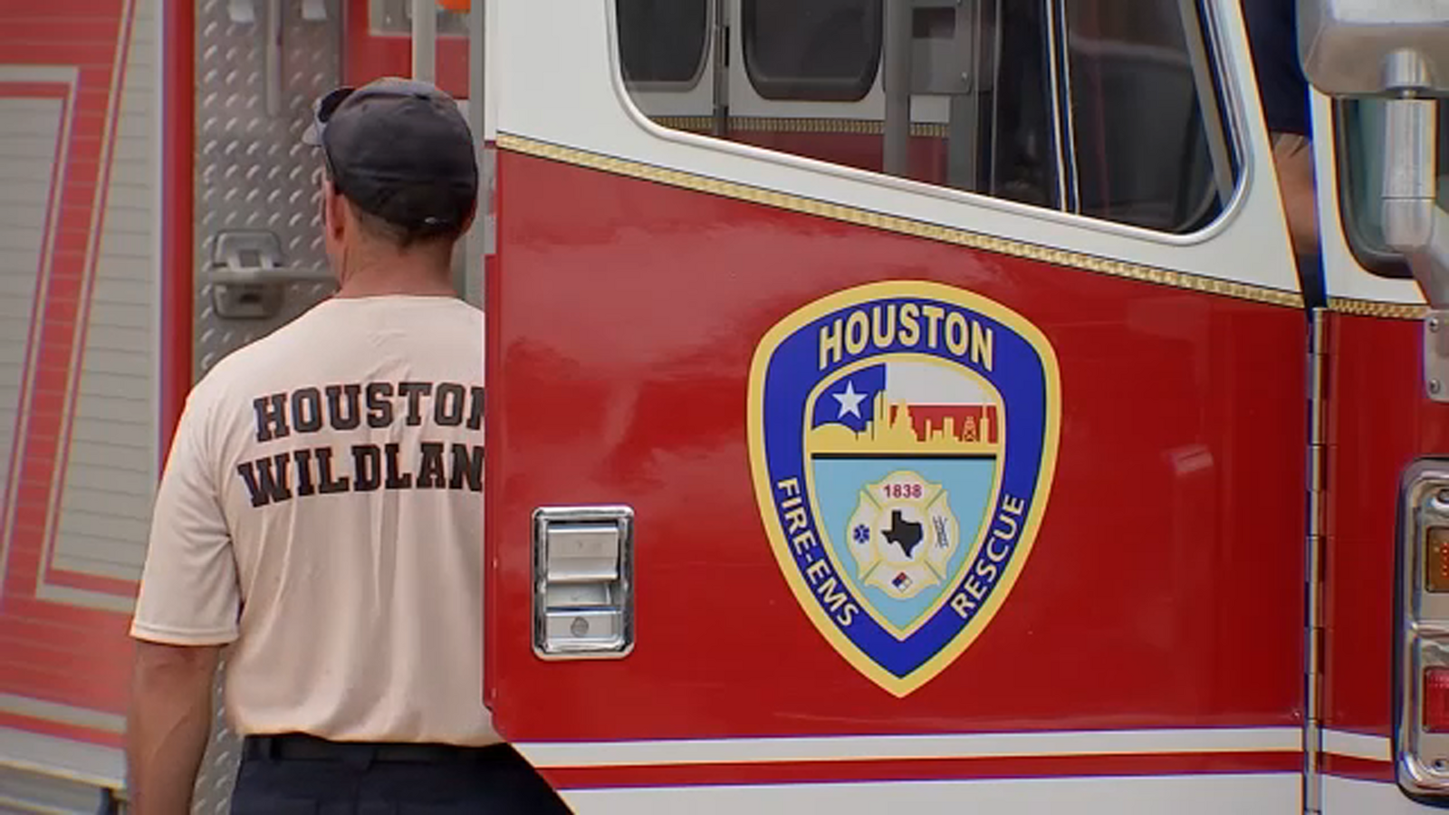 Houston-area first responders deploy to help with Central Texas flood recovery