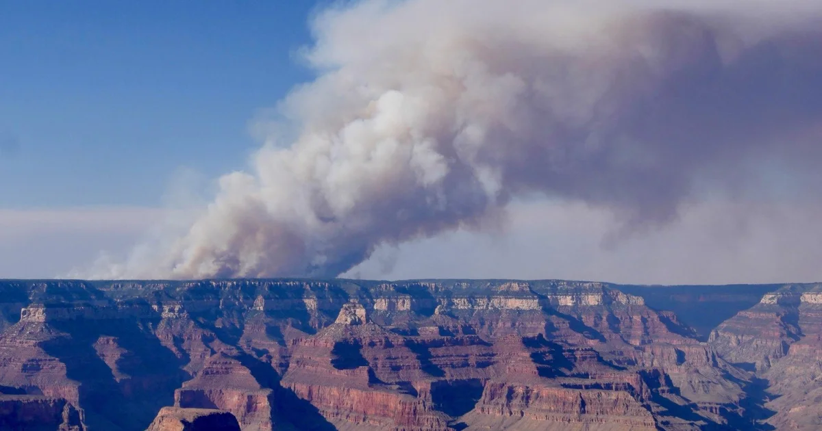 Grand Canyon wildfire grows 20 times over 24 hours as Canadian wildfires smoke blanket U.S. Midwest