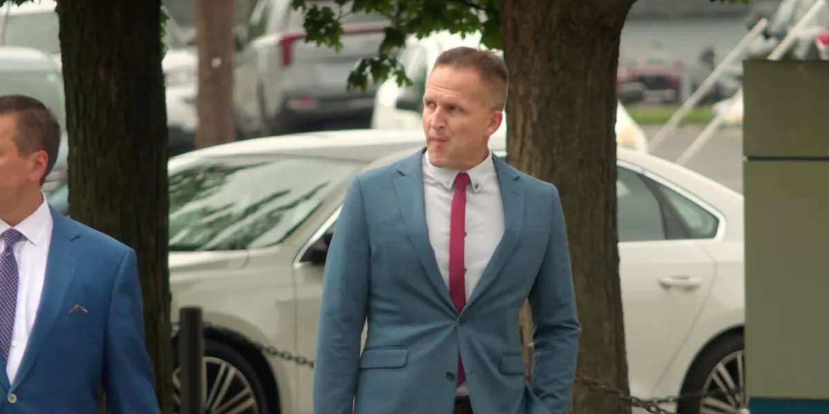 Judge sentences former LMPD detective Brett Hankison to 2 years and 9 months in prison
