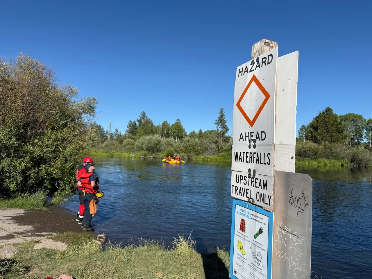1 dead, 2 missing after group goes over Oregon waterfall