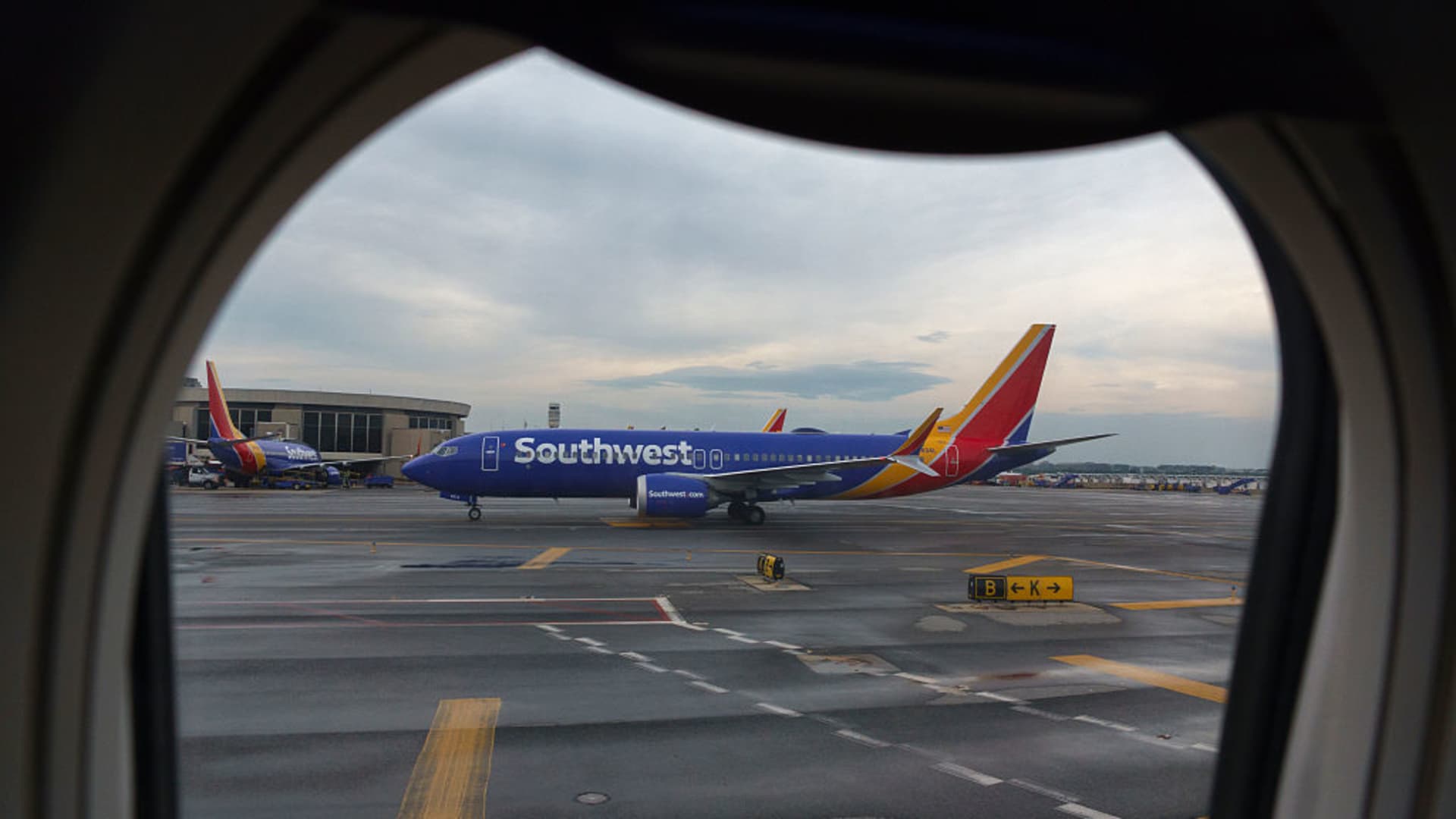 Southwest's quarterly profit misses estimates, but airline says U.S. travel demand is stabilizing