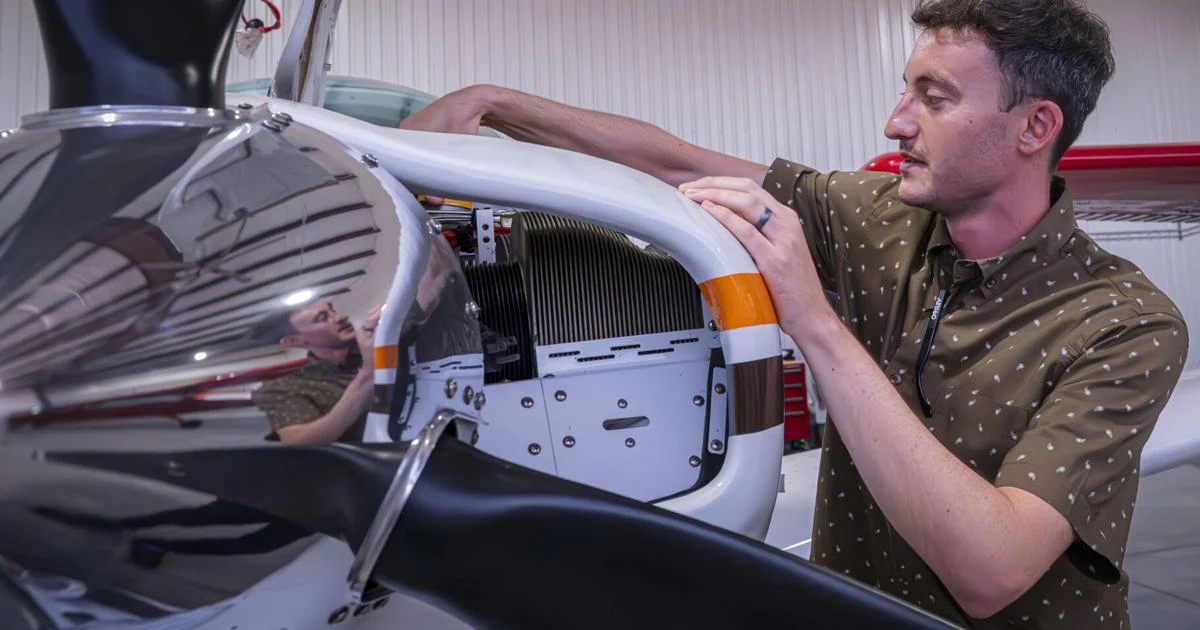 ‘It’s a truly organic business’: Albuquerque-based father-son duo address aircraft hangar shortage