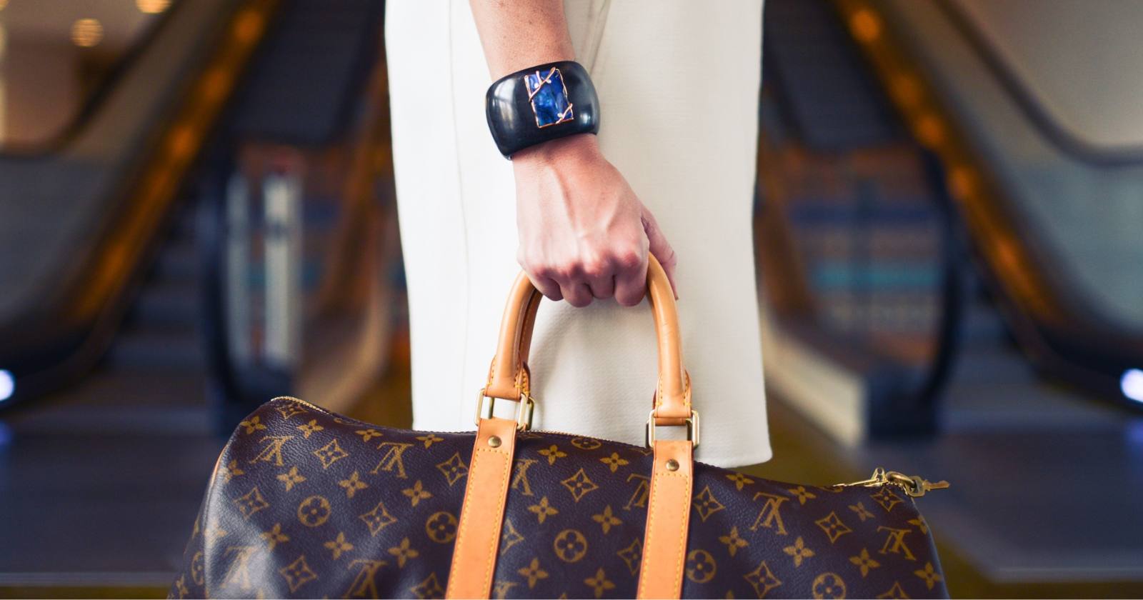 10 so-called status symbols that only actually impress the middle class