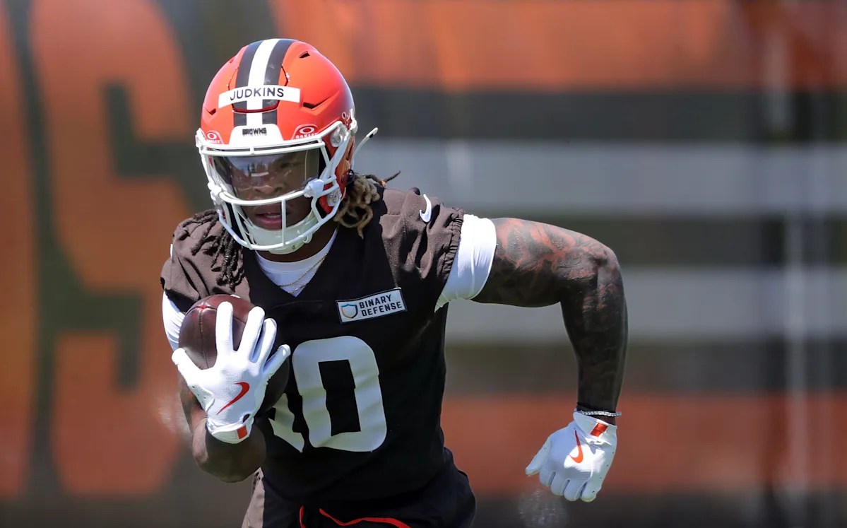 Browns RB Quinshon Judkins arrested on domestic violence, battery charge