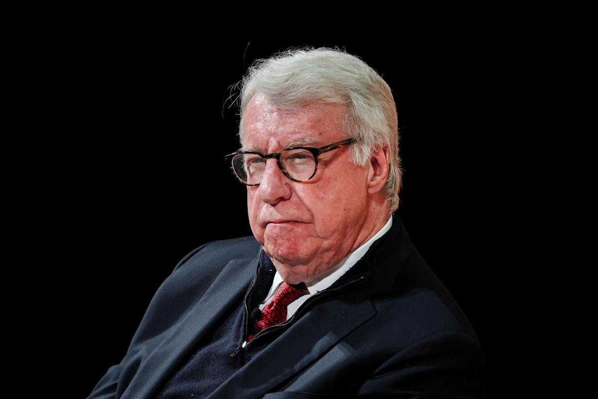 Wall Street’s hottest debate pits Jim Chanos against Michael Saylor