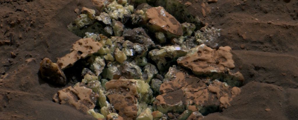 Curiosity Cracked Open a Rock on Mars And Discovered a Huge Surprise