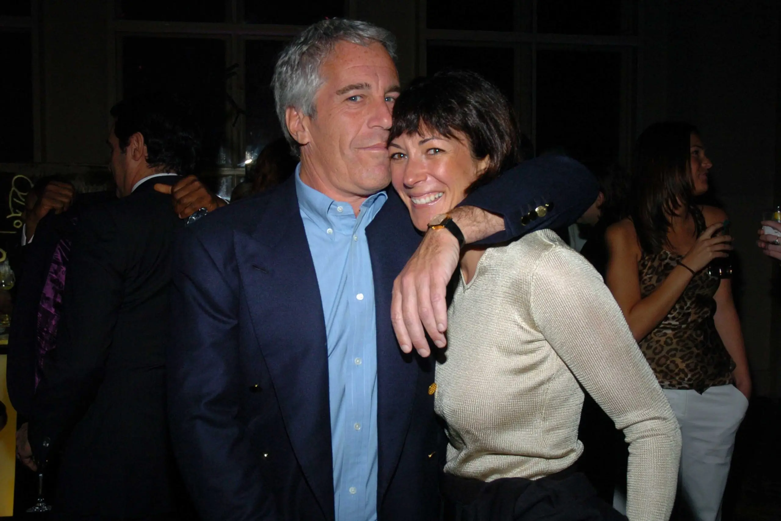 Justice Department moves to unseal Epstein, Maxwell grand jury transcripts amid calls for transparen
