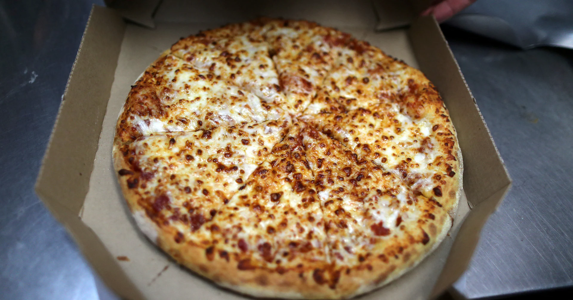Domino's Pizza beats quarterly sales estimate on strong US demand