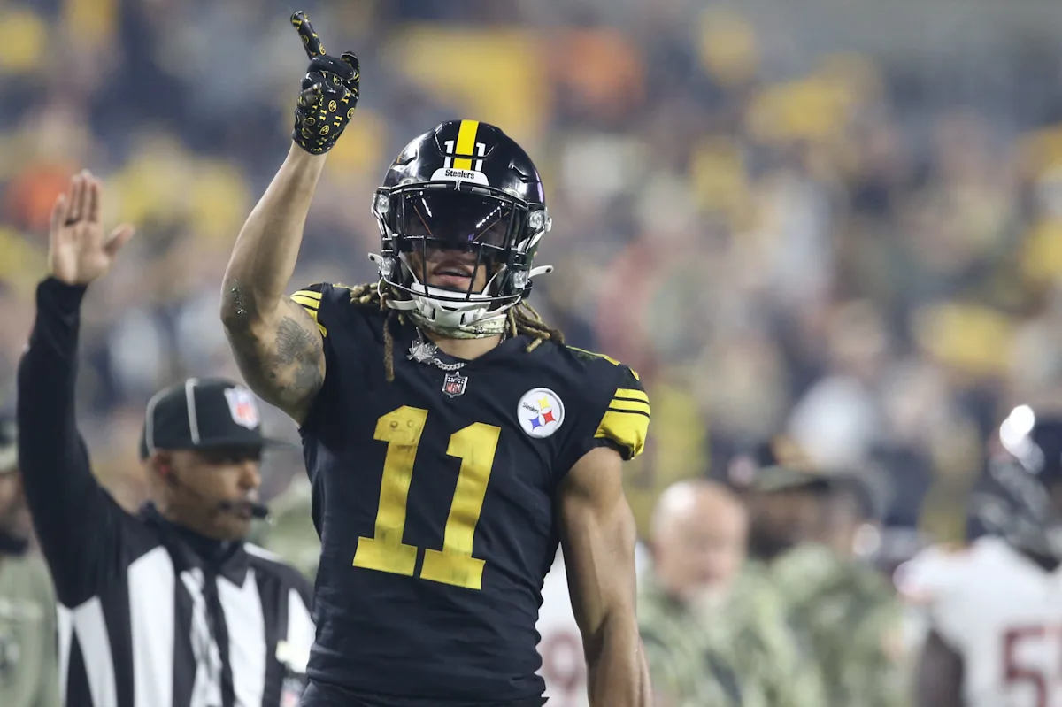 Former Steelers WR provides health update after season-ending injury, eyes NFL comeback