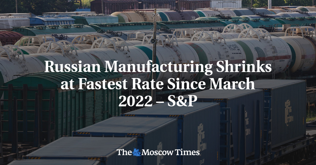 Russian Manufacturing Shrinks at Fastest Rate Since March 2022