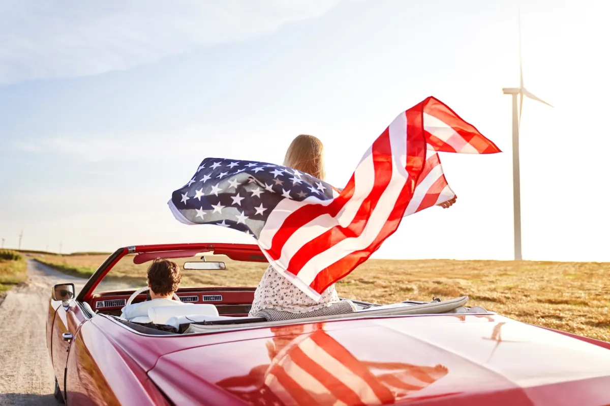 The Ultimate Guide to Traveling Labor Day Weekend 2025: Best and Worst Times To Travel To Avoid Crow