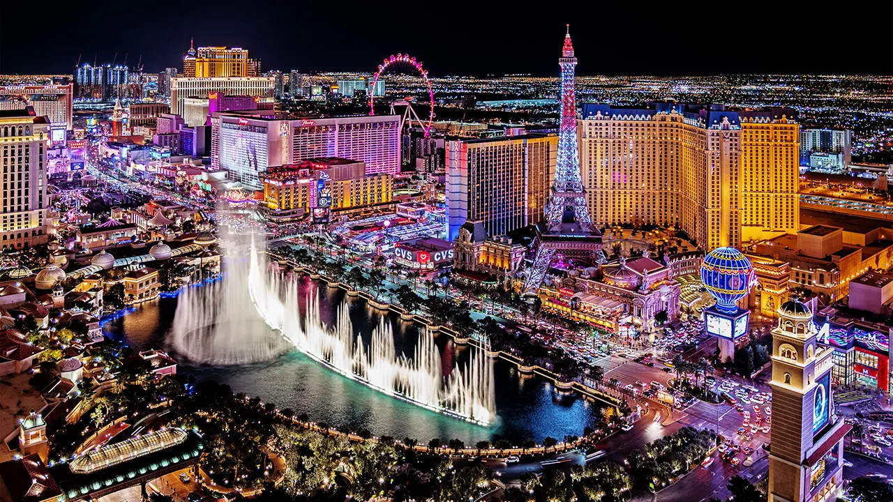 Las Vegas tourism drops sharply as some visitors claim 'casinos are empty' amid rising costs