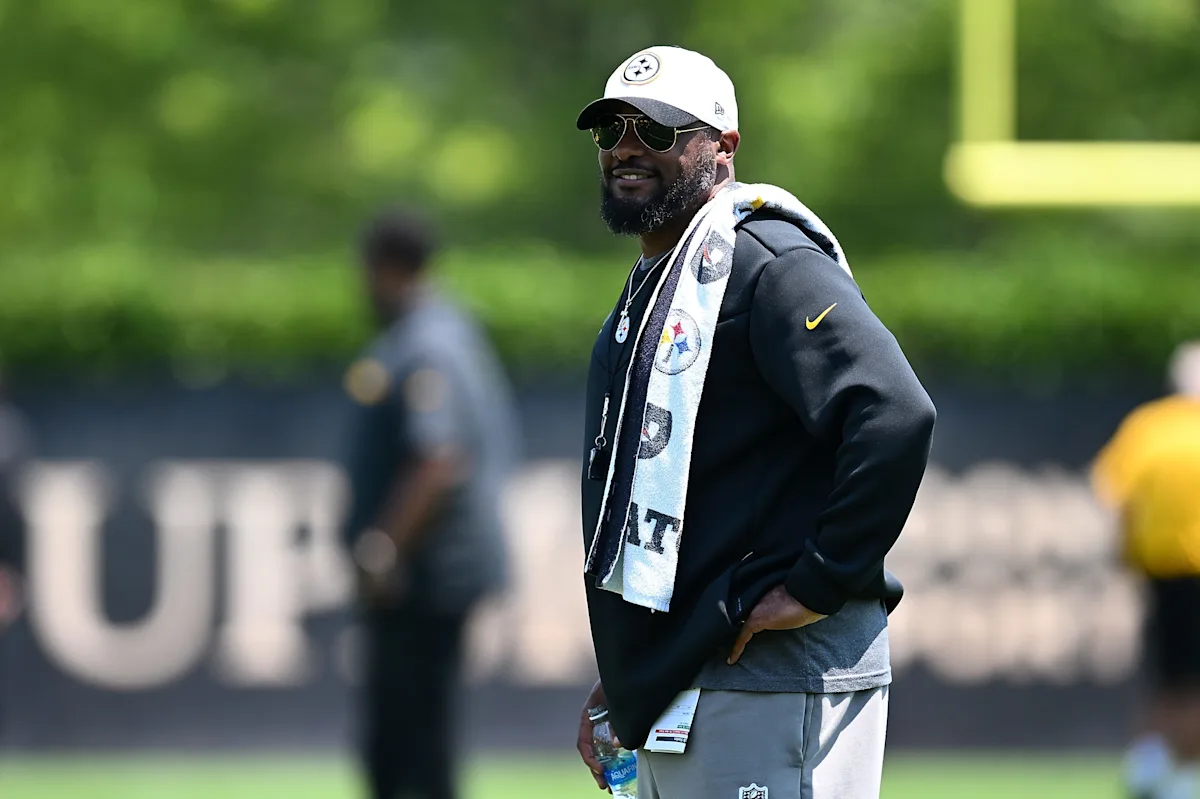 Mike Tomlin excited for Aaron Rodgers despite struggles with quarterbacks