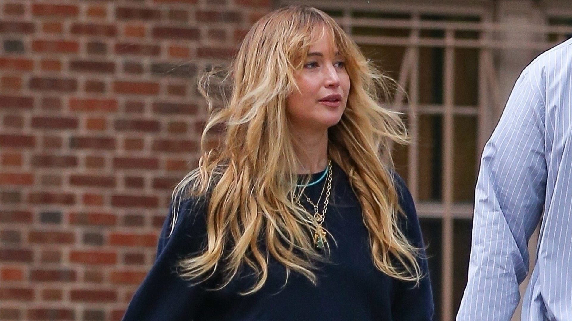 Jennifer Lawrence Looks October-Ready in Her Favorite Fall Bag Trend and a Cozy Sweater