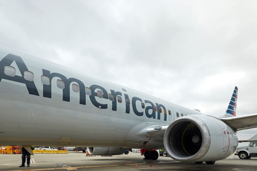 American Airlines Cancels 100+ Flights, Causing Travel Disruptions Across the USA, Leaving Passenger