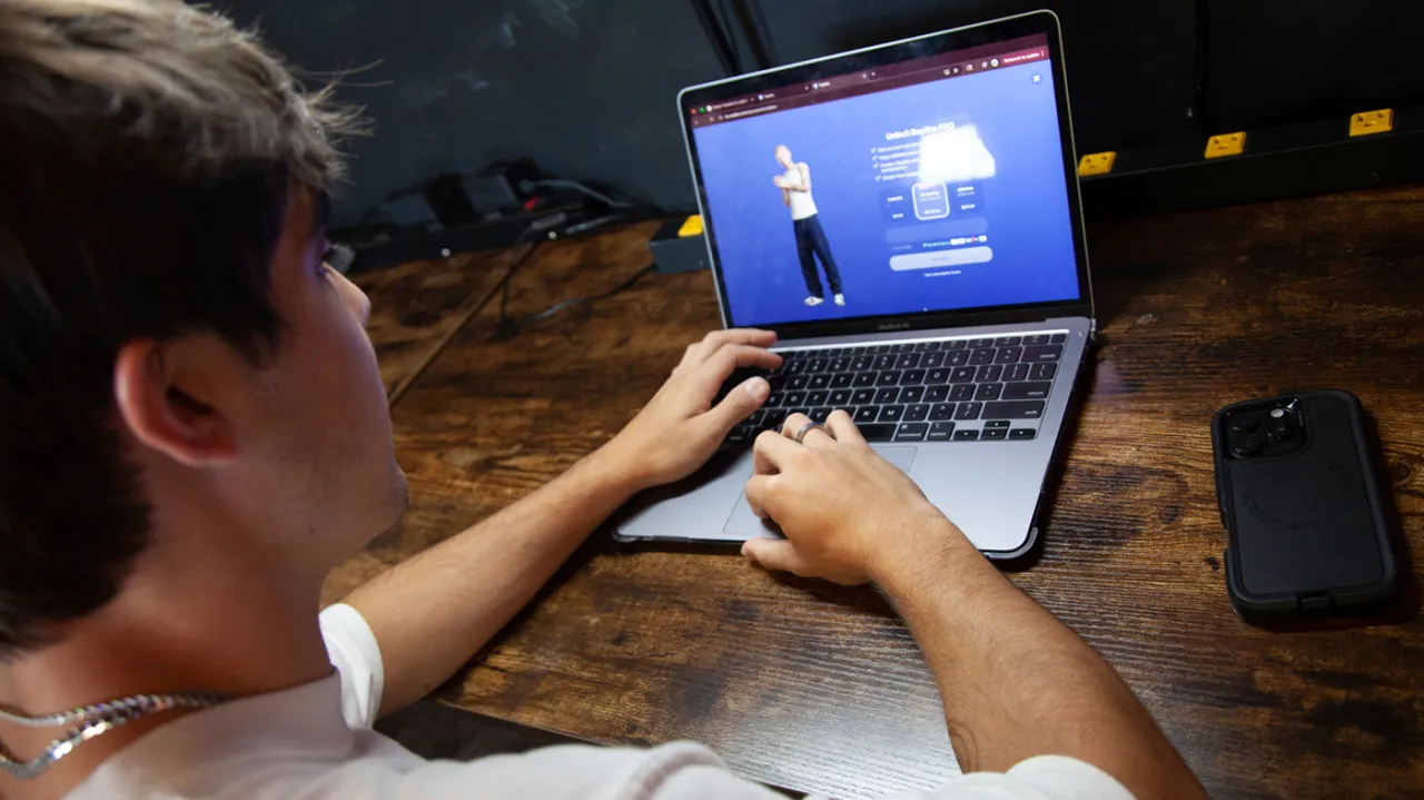 Schools, parents face teen mental health crisis with fear of students turning to AI therapists