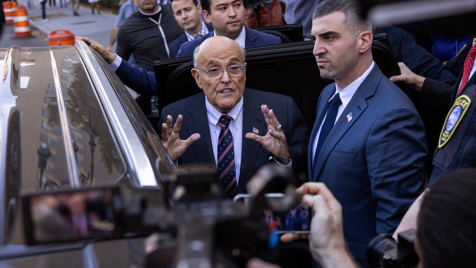 Former Mayor Giuliani suffers fractured vertebrae, serious injuries in crash, spokesperson says