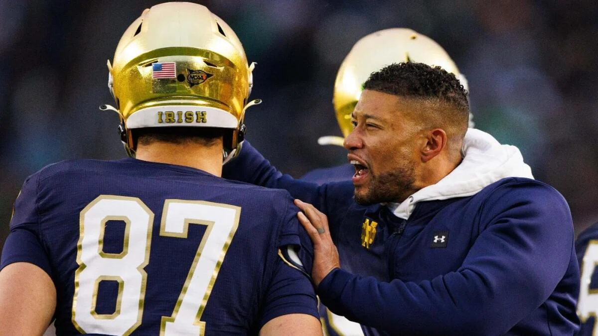 Miami vs. Notre Dame picks, odds: Computer model reveals free Week 1 college football predictions fo