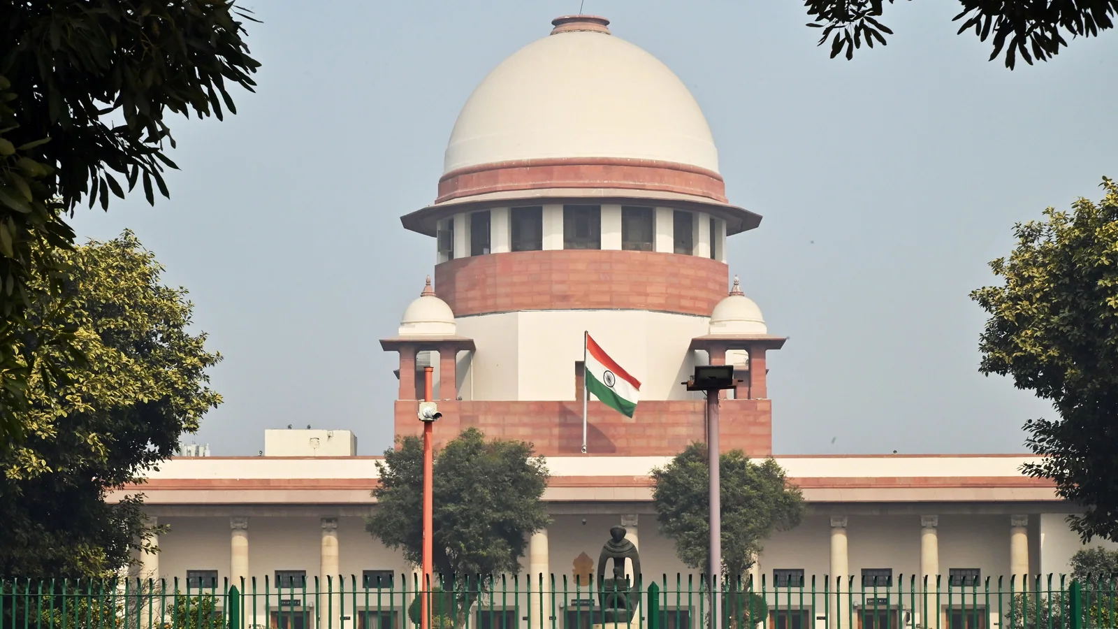 'Accept 11 documents or Aadhar': Supreme Court to Election Commission on Bihar SIR