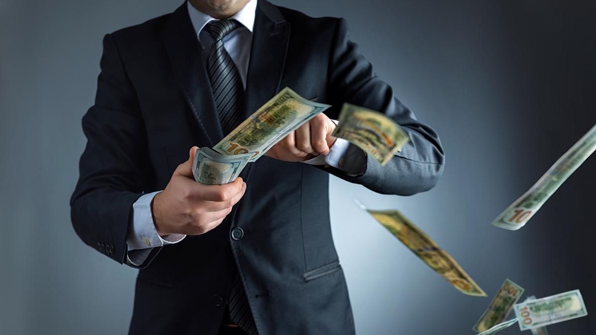 Top 5 Worst Financial Advice From Millionaires