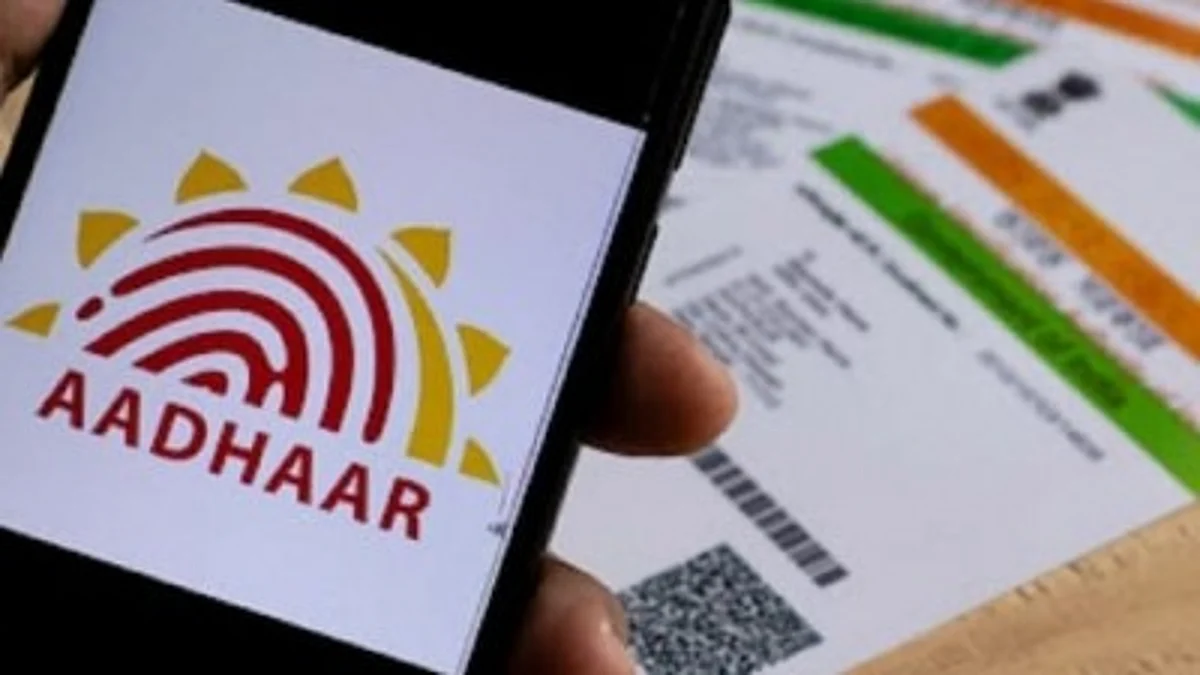 Bihar SIR: SC allows voters to submit claims with Aadhaar or 11 documents; criticises parties for inaction