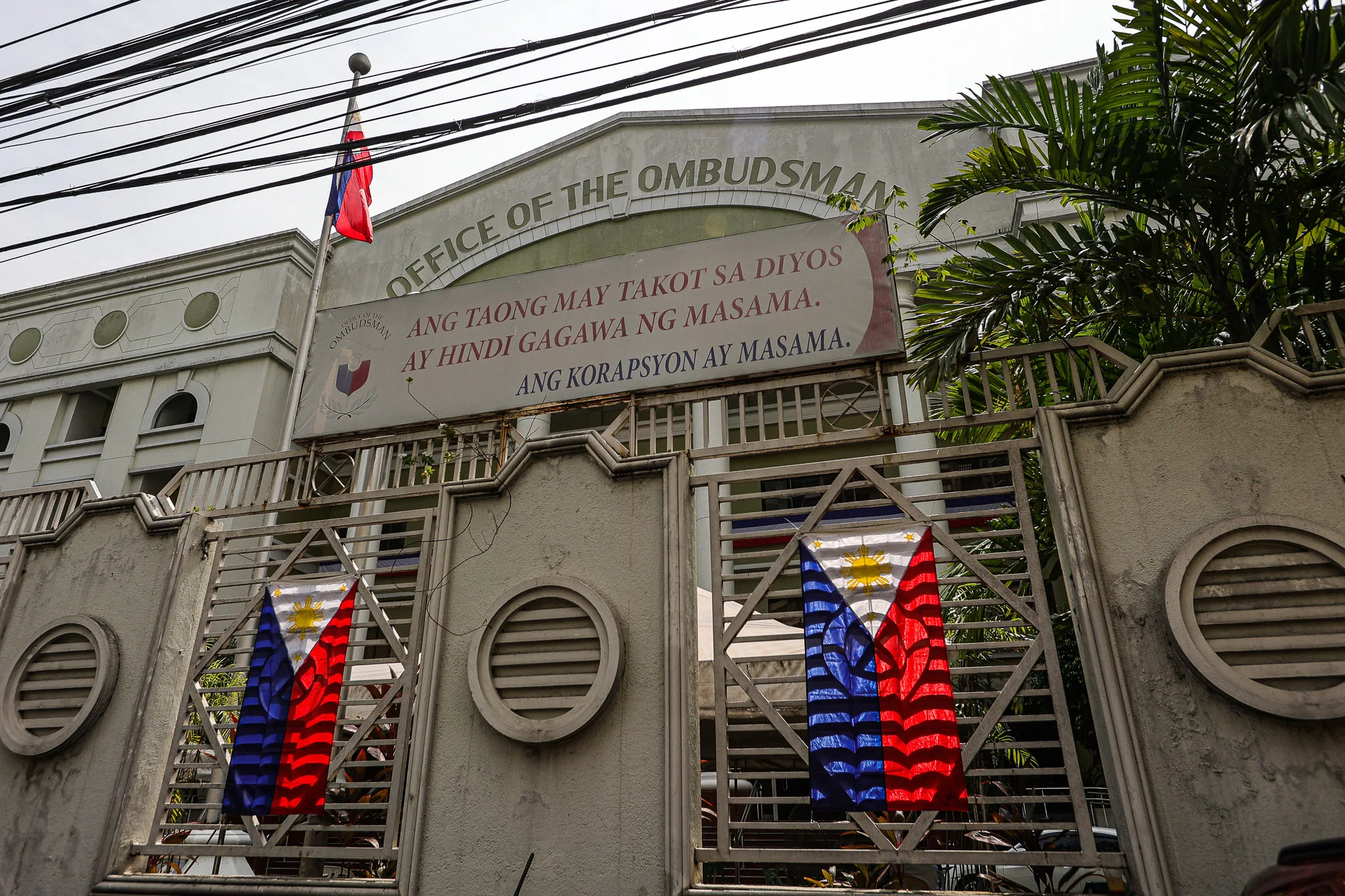 Rappler Recap: Should lifestyle checks cover government officials' families?