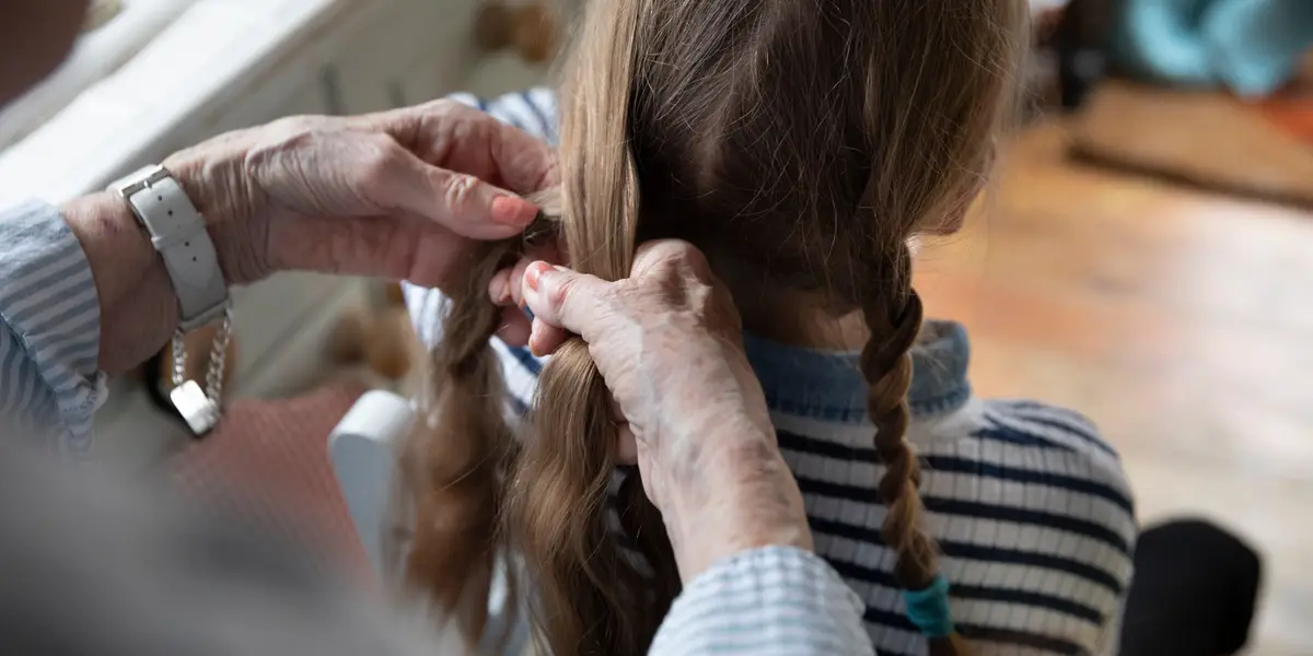 I'm providing my daughter with free childcare. How do I ask if I can move in?