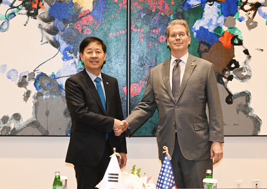 Korea’s finance chief says reaches FX deal with US, currency swap line pending