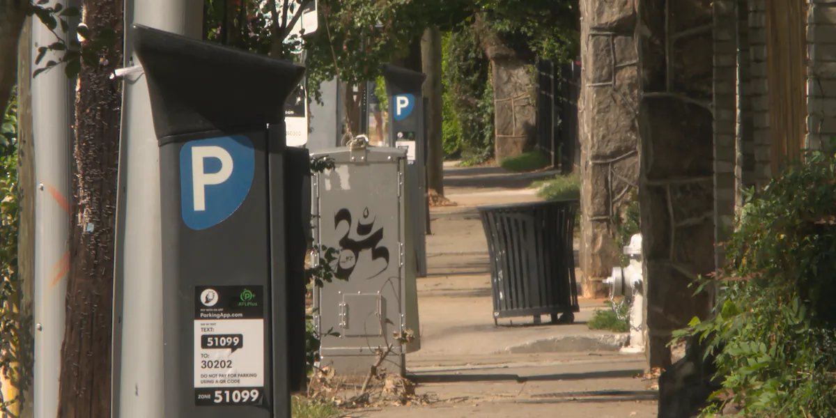 ‘A big deterrent’: Virginia Highland businesses, organizations ask city to remove parking meters