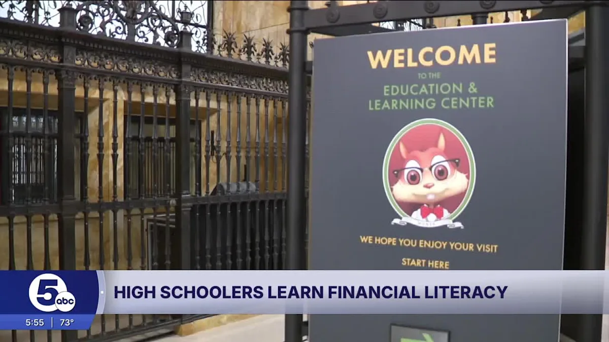 Cleveland Fed program prepares high school students for financial well-being