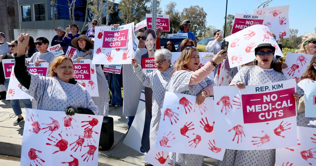 Healthcare’s employment growth clouded by immigration crackdown, Medicaid cuts