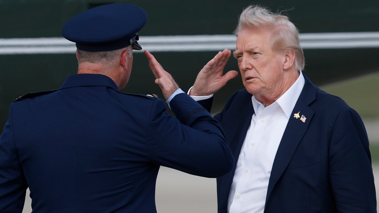 Trump to meet Monday with top four congressional leaders as shutdown risk looms