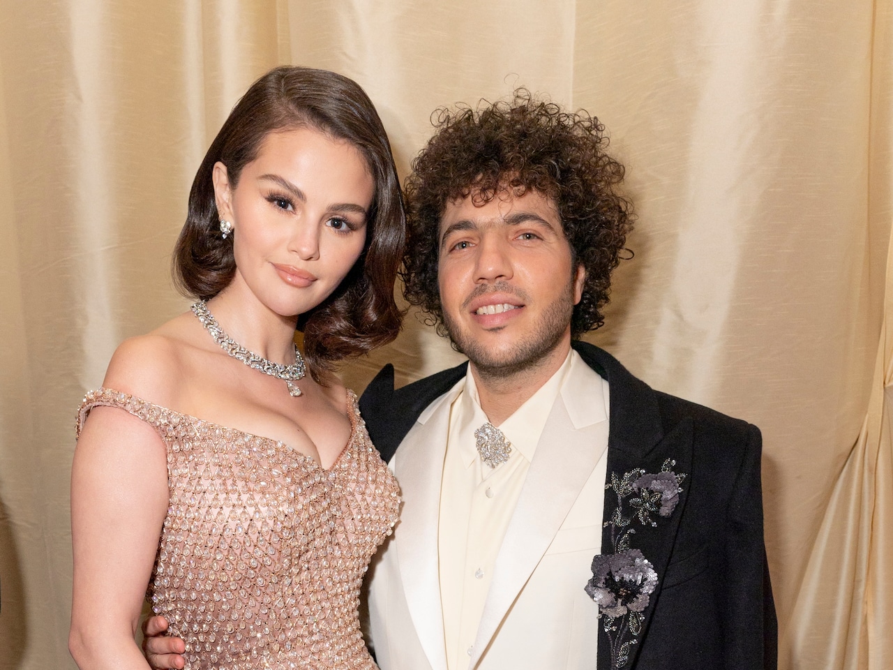 Which celebrities will attend Selena Gomez and Benny Blanco’s wedding? Here’s who is confirmed (repo