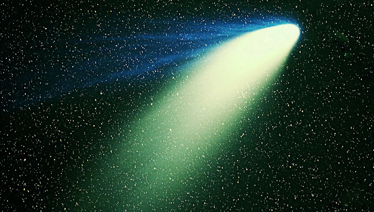 Interstellar Object 3I/ATLAS Appeared To Turn From Red To Green. Why?