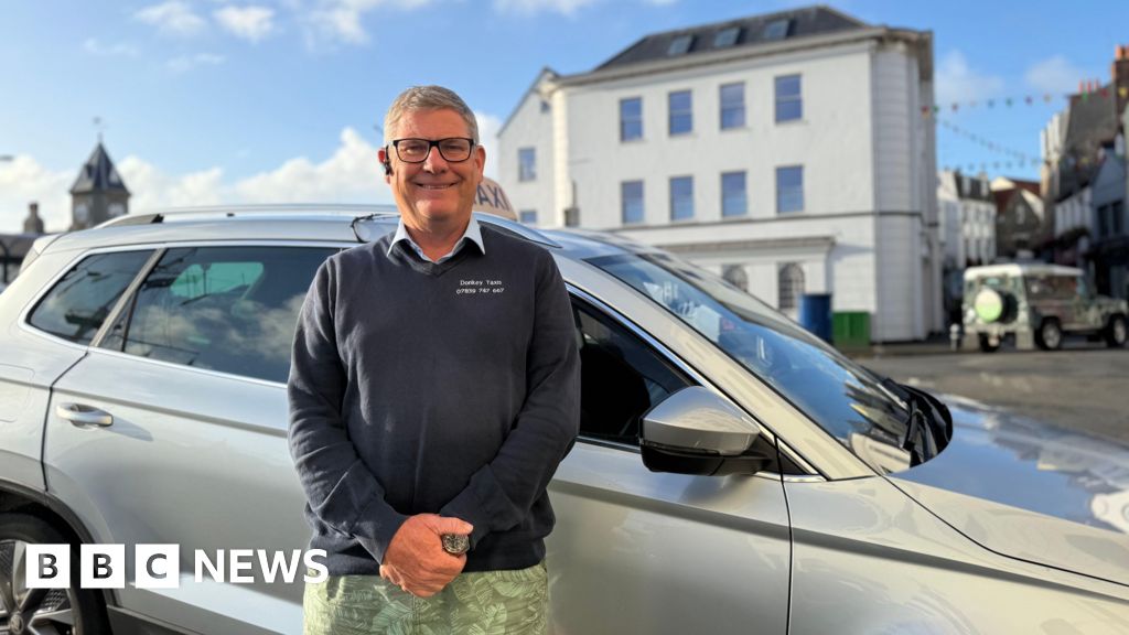 Firms say main road closure in Guernsey will affect business